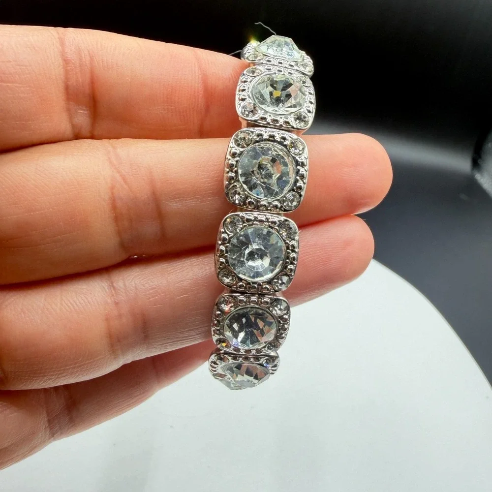 N/A sparkling silver